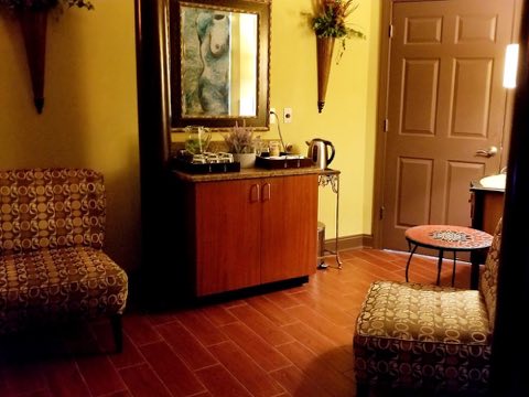 D'Lor Salon & Spa photo