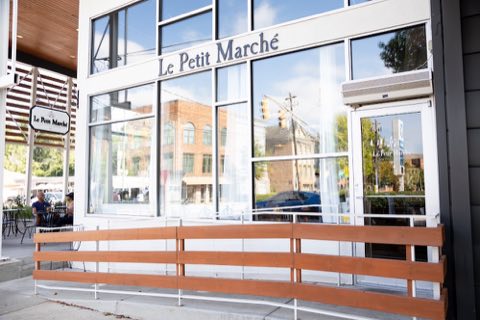 Le Petit Marche photo