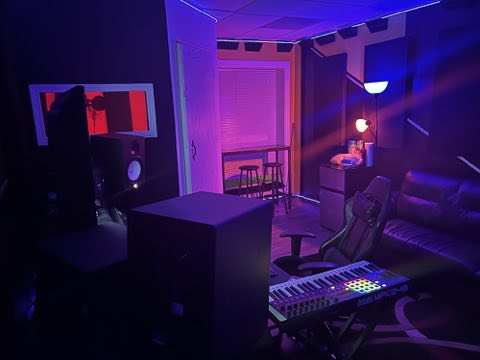 Right Vibe Entertainment Studio photo