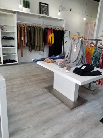Tags Boutique photo